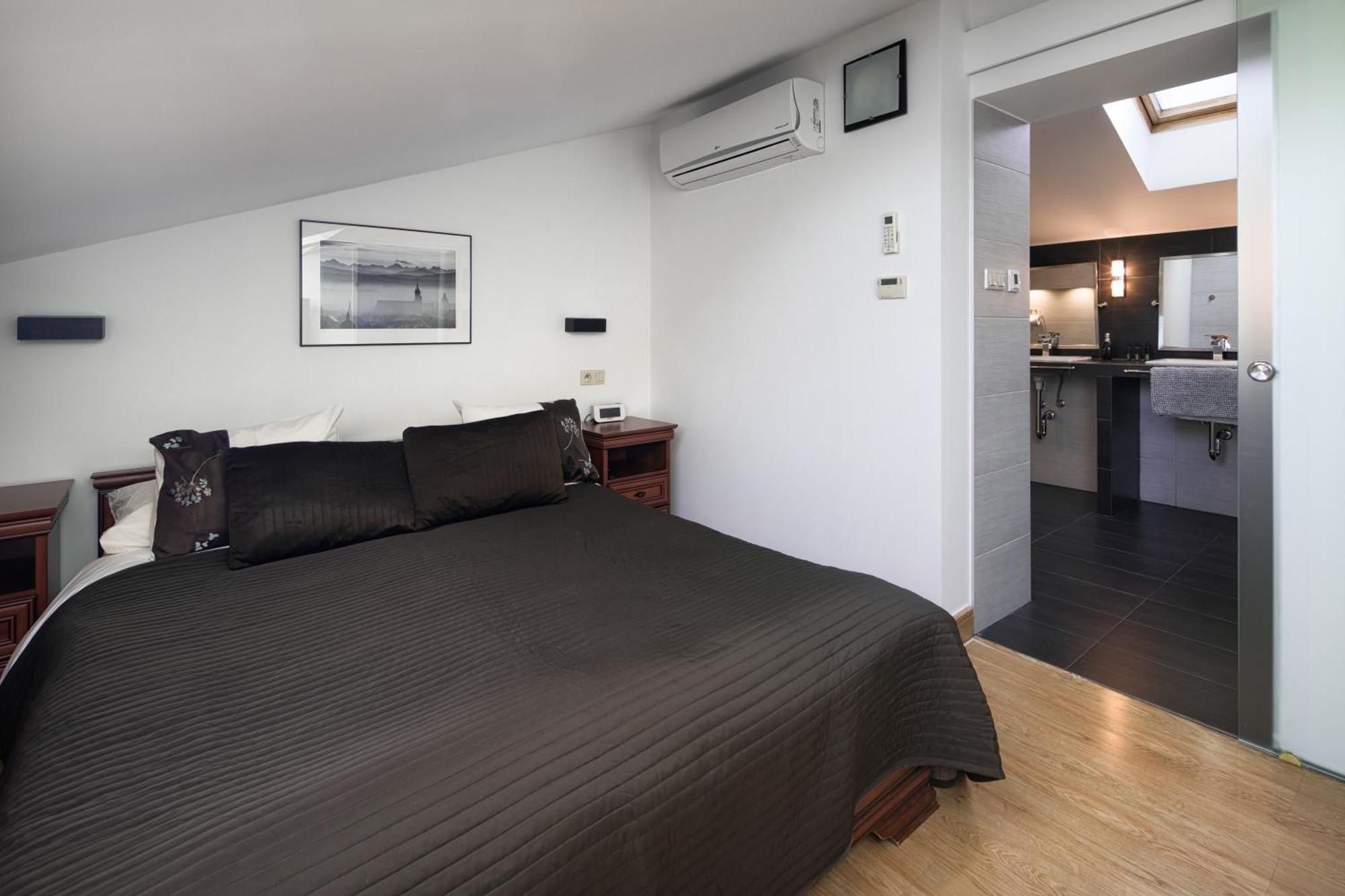 קרקוב Apartament W Centrum - Duplex Penthouse In The Centre With Terrace And Air Conditioning מראה חיצוני תמונה